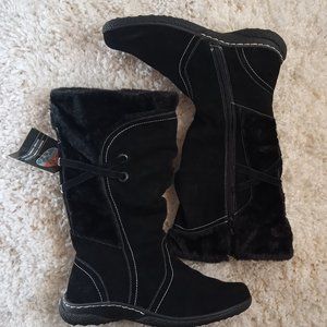 Wanderlust fur boots